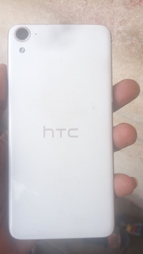 vente de HTC désire 826 dual sims 4g