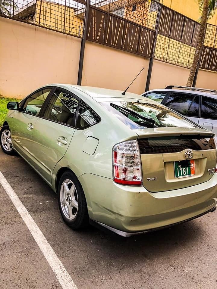 Toyota Prius 2005