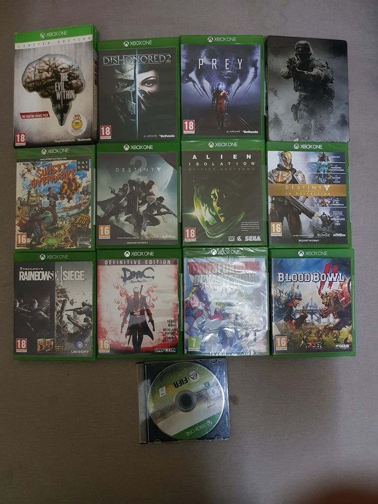 LOT DE 34 Jeux XBOX ONE - FIFA (Pack N°2) EUR 35,00 - FR