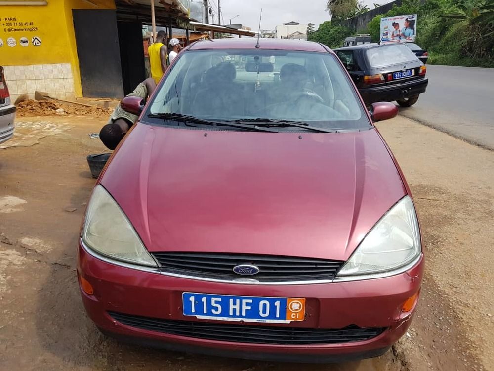 Ford focus 2000