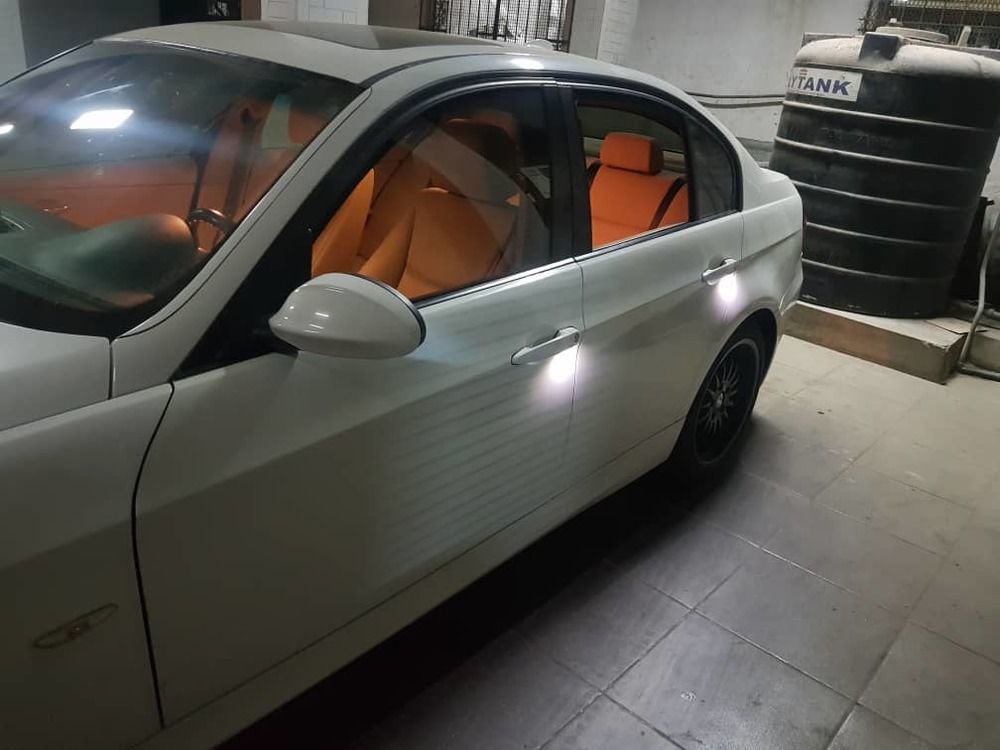 BMW E90 Mod 2007 SUPER CLEAN