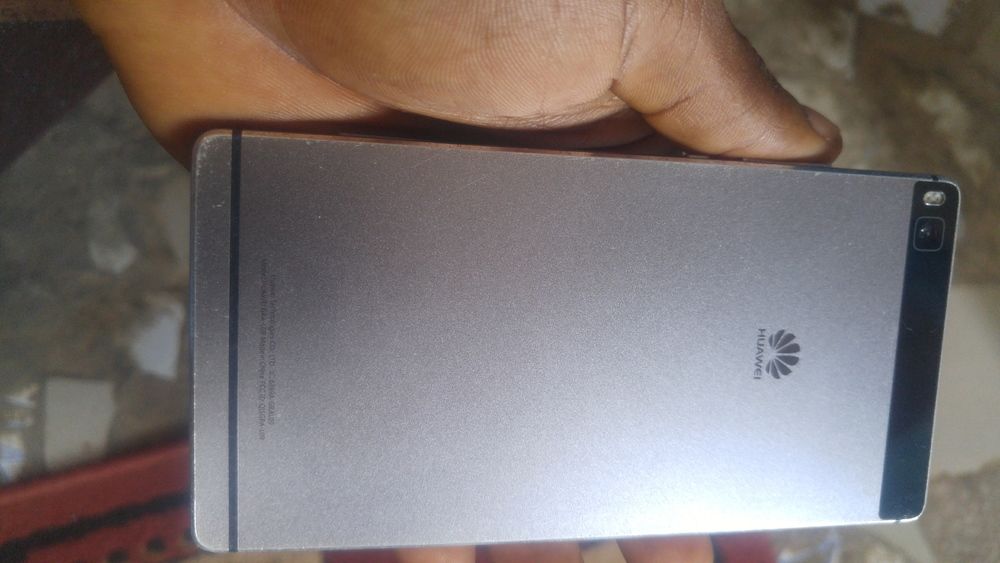 Huawei P8 Gra L09
