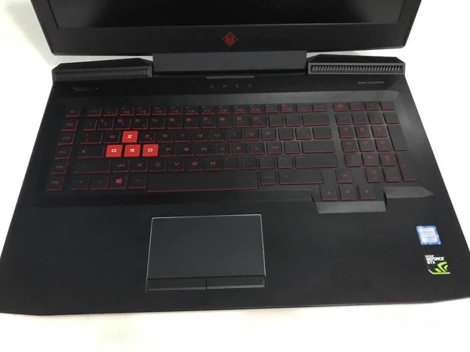 HP OMEN 17 CORE I7 ( 7th Gen ) Année 2017