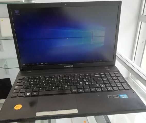SAMSUNG 300V, Core I7.