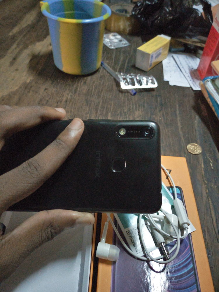 Infinix hot 7(quasi neuf)
