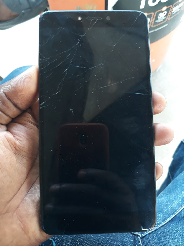 Tecno k9 spark plus( 16gb et 2ram)