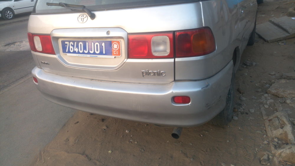 Toyota Picnic 2005