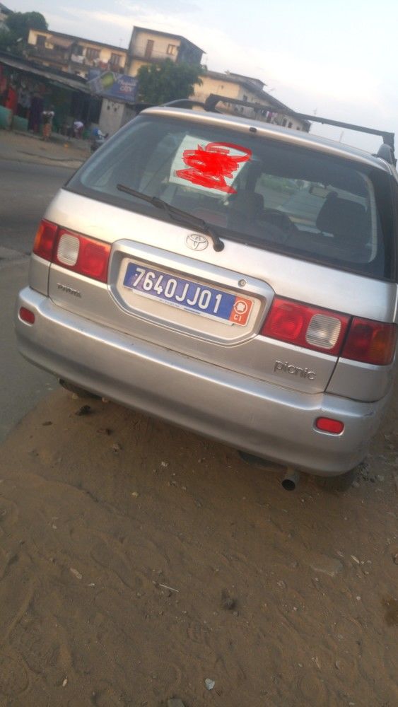 Toyota Picnic 2005