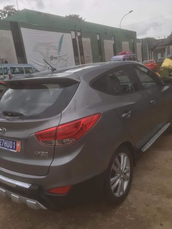 HYUNDAI TUCSON 2012 _IX20