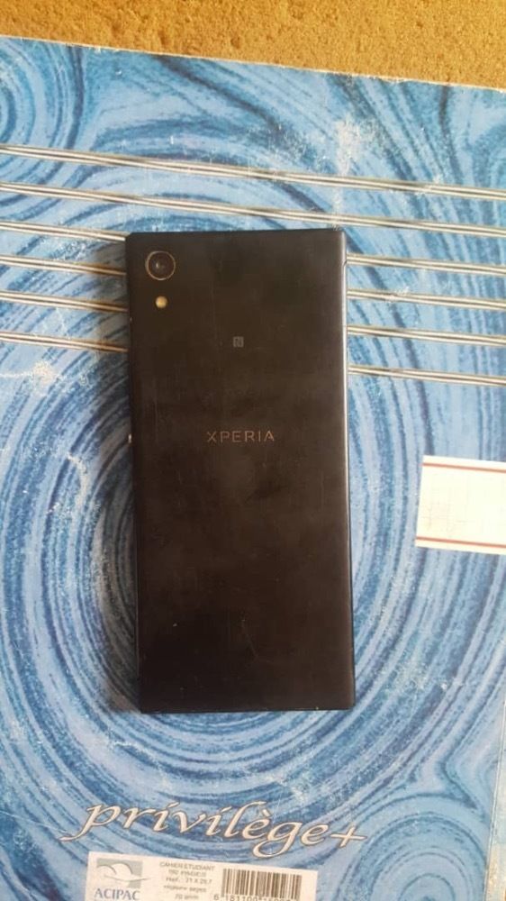 Xperia XA1 32G 3G ram 4G 23mega pixels 6pouce