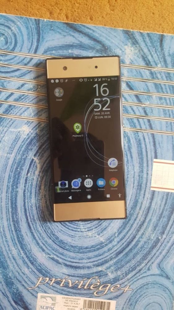 Xperia XA1 32G 3G ram 4G 23mega pixels 6pouce