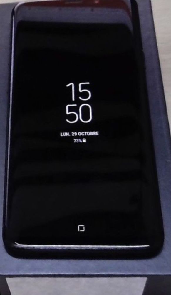 Samsung Galaxy S9 Double SIM Neuf Original.. Empreinte digitale.. couleur noir très beau.. 1Semaine d’utilisation dans carton