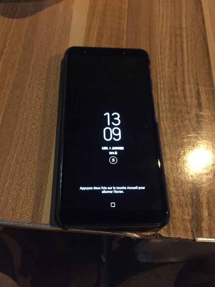 Samsung galaxy A7 2019