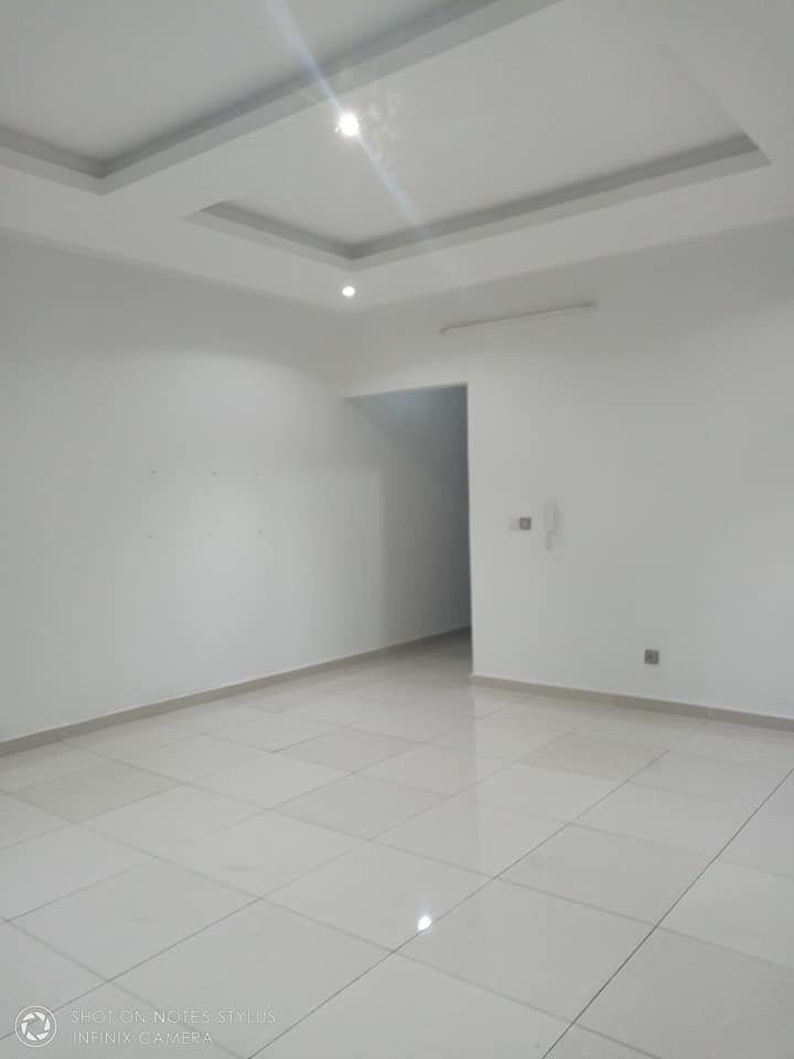 À Louer Appartement 3 Pieces Neuf Et Moderne à Cocody Riviera3 Non Loin Du Lycée Américain