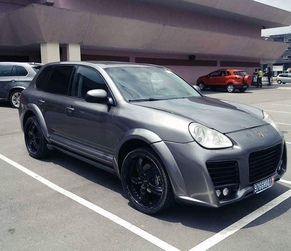 EN VENTE Porsche Cayenne