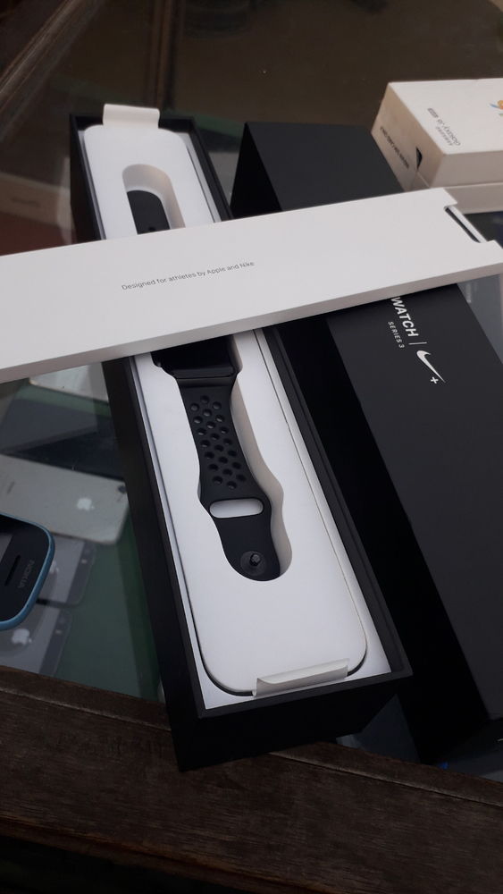 Apple watch série 3 nike