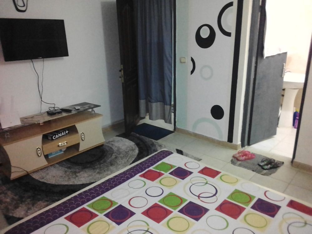 Studio Américain Meublé a Louer Au Dokui