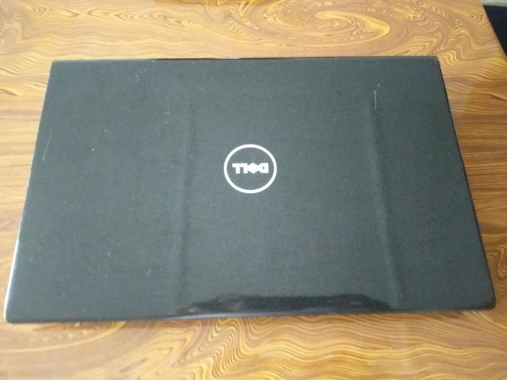 Dell Studio 1555 Core i5 500Giga