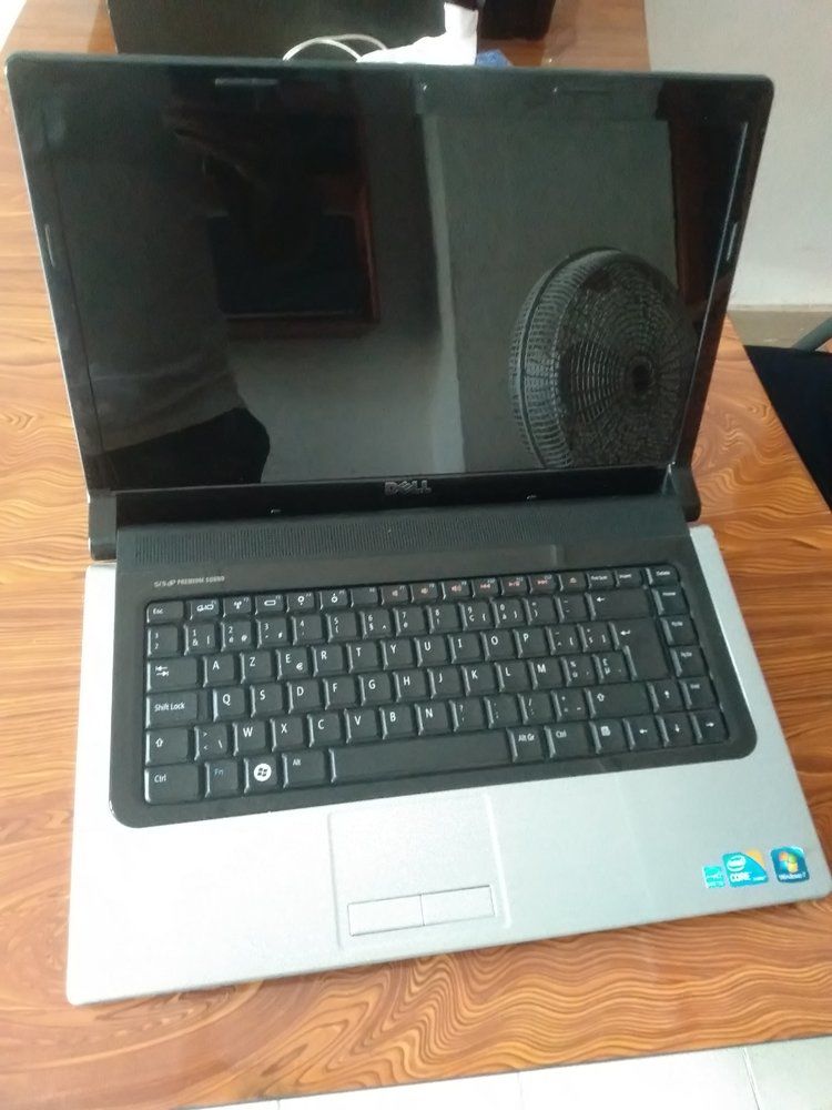 Dell Studio 1555 Core i5 500Giga