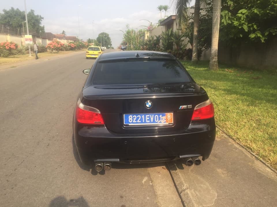 BMW M5 v10
