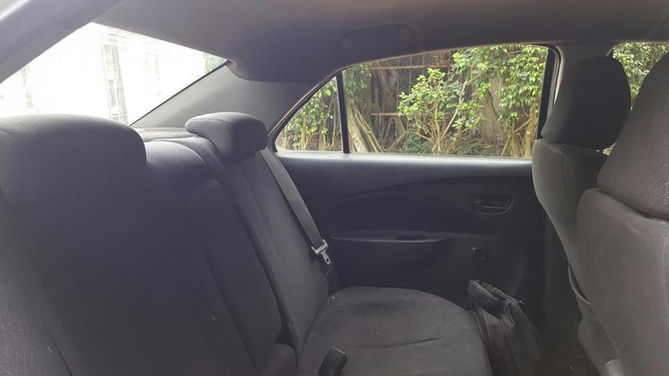 TOYOTA YARIS SEDAN " BERLINE "