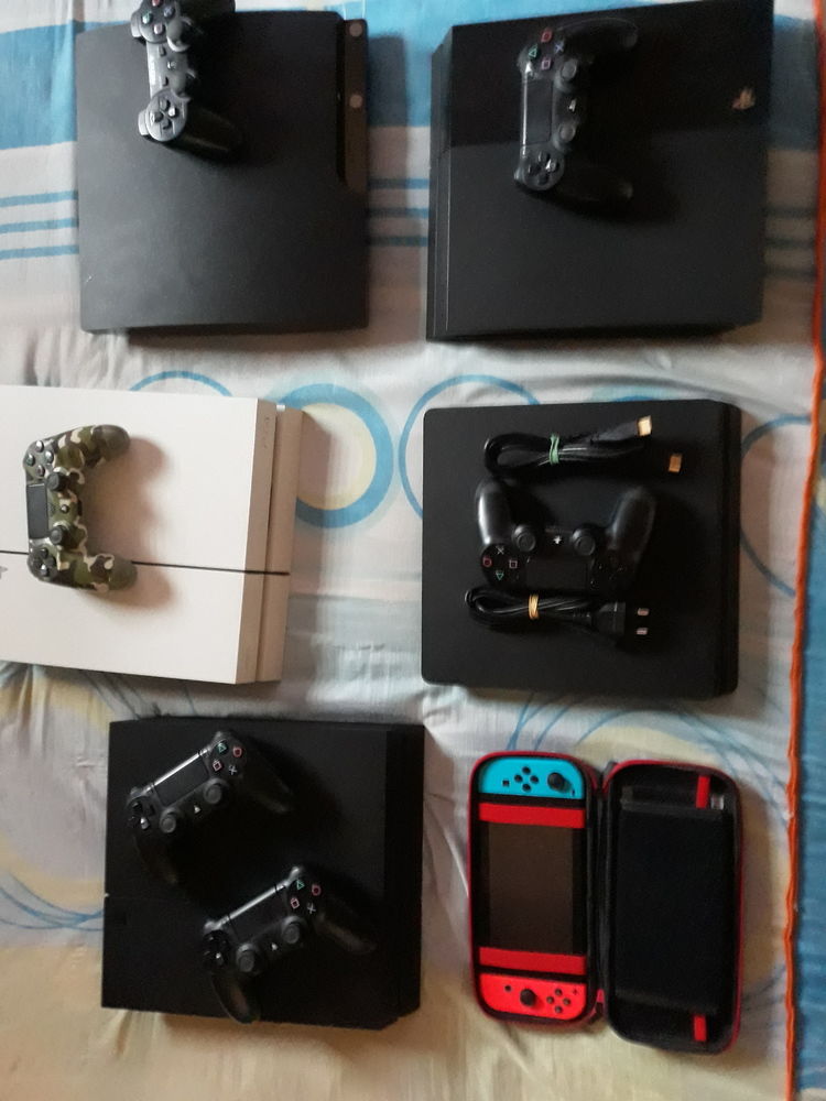 **PS4 BLANCHE 500GO#1CD FIFA19 OU PES19**