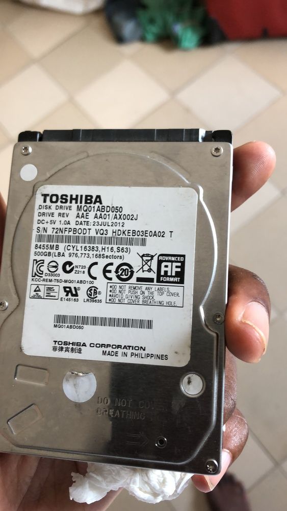 Disque Dur Interne Fujitsu 80 Go SATA I 2,5 Pouces - Modèle MHY2080BH - Occasion Fonctionnel