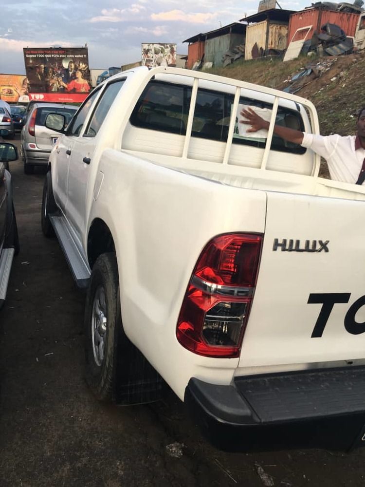 Toyota hilux