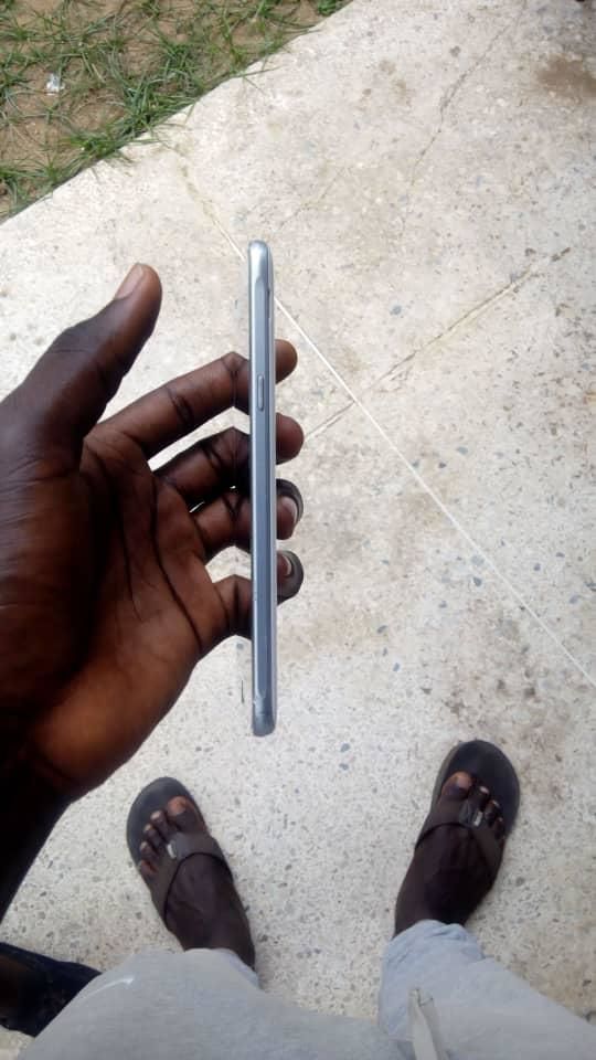 Samsung J7 2016 Duos