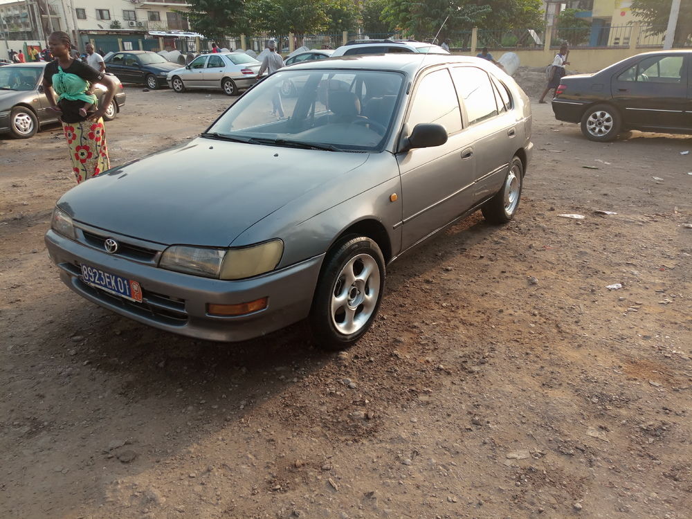 Toyota  corolla E100