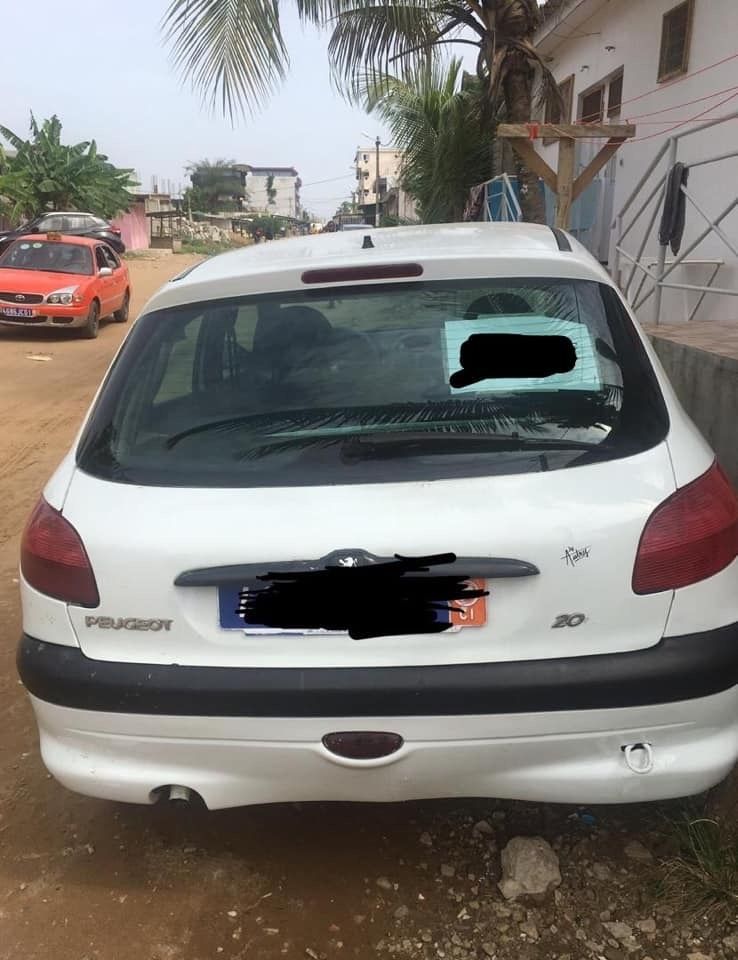 PEUGEOT 206 ANNÉE 2001 BOÎTE MANUELLE