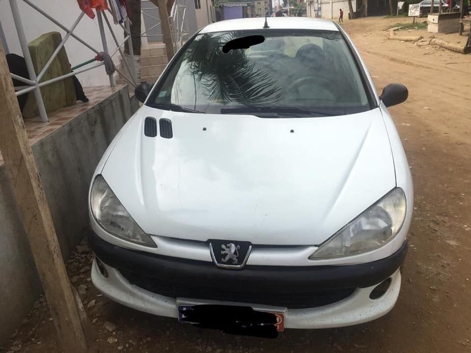PEUGEOT 206 ANNÉE 2001 BOÎTE MANUELLE