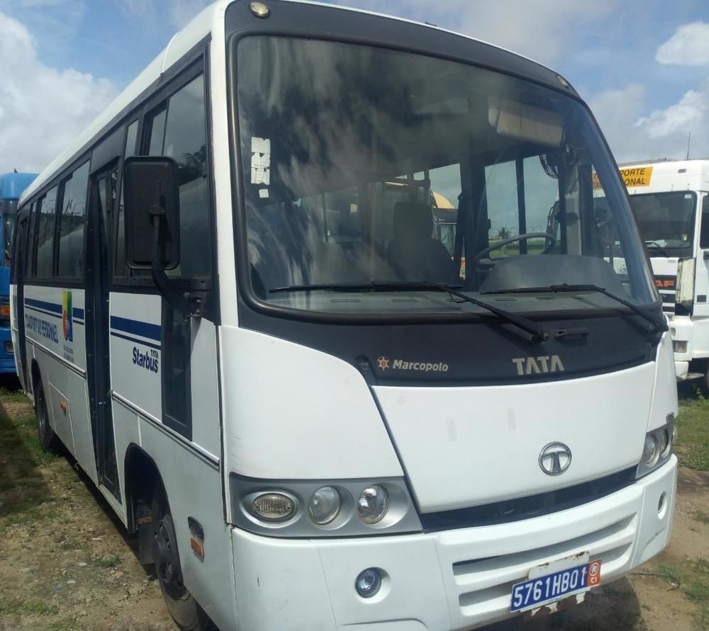 mini bus tata en très bon état prix négociable.