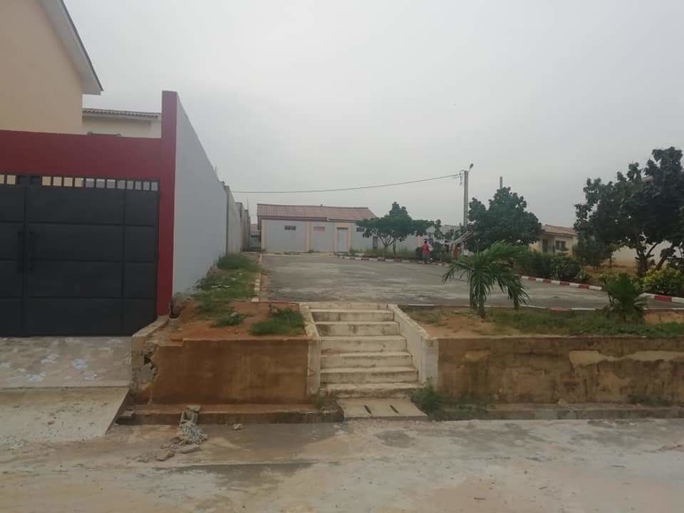 Duplex De 4 Pièces À Louer Dans La Cité Concorde À Abobo Pk18