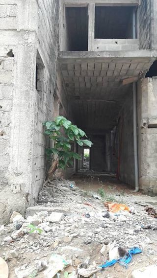 IMMEUBLE INACHEVE DE R+2 A VENDRE RIVIERA FAYA