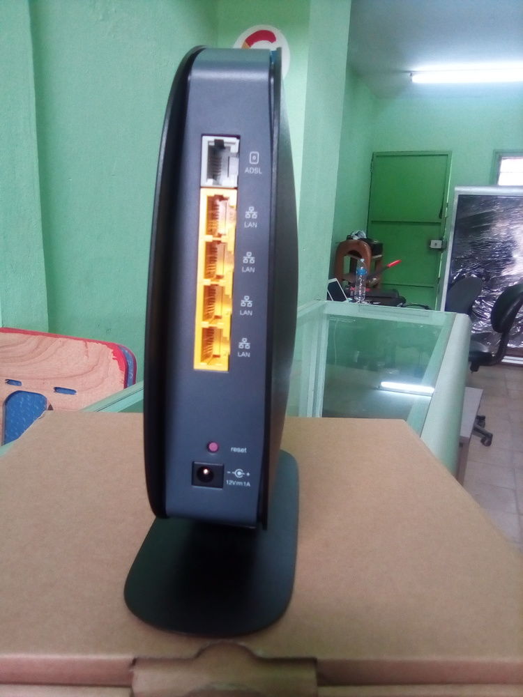 Routeur Belkin N300 (Partage de connexion WIFI) Neuf.