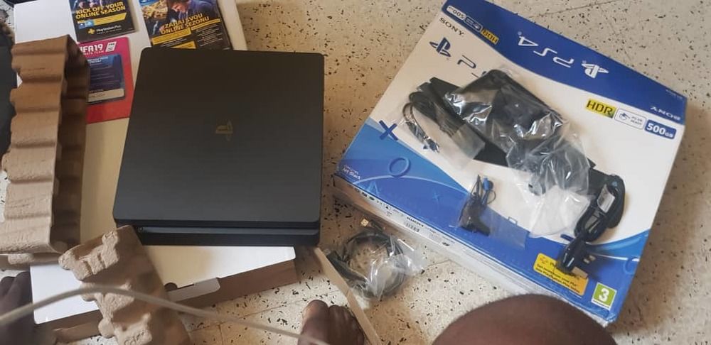 PS4 et Nintendo Switch