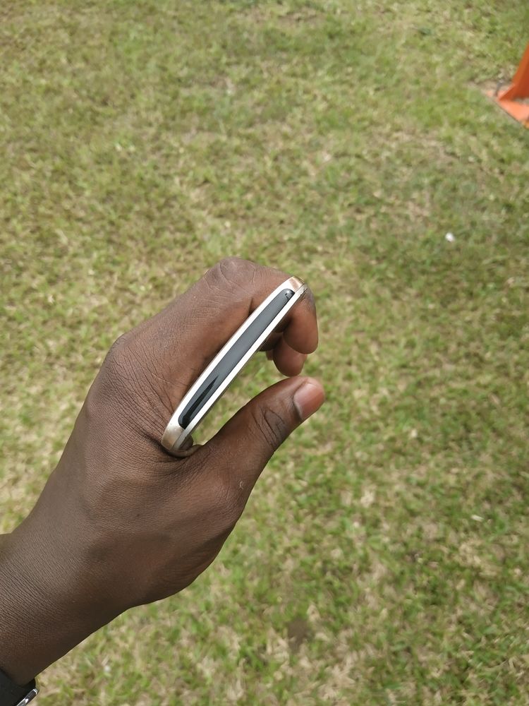 Téléphone HTC one m9