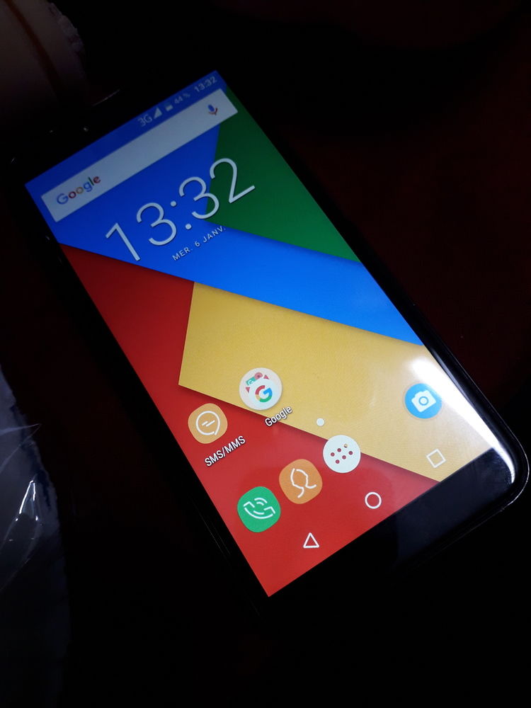 Oukitel c8  empreinte