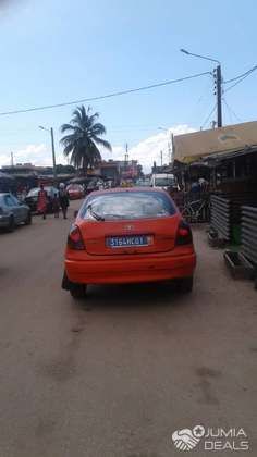 TOYOTA taxi transport ABIDJAN tout papier à jour super propre impeccable