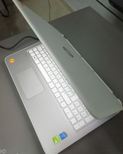 HP DV7 BEATS AUDIO CORE I7 NEUF