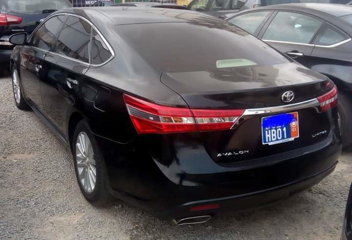Toyota Avalon 2015