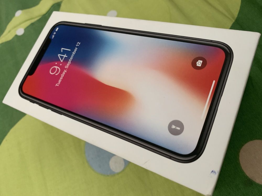 iPhone X 64go Dans Carton vs iPhone Xs Gold