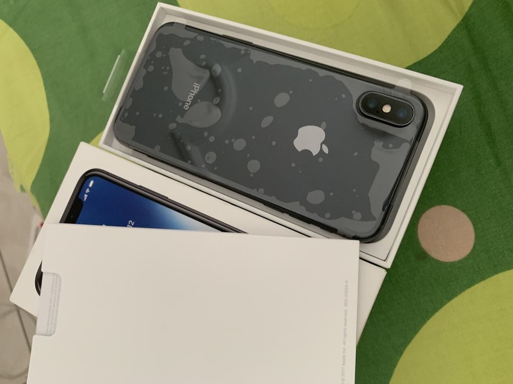 iPhone X 64go Dans Carton vs iPhone Xs Gold