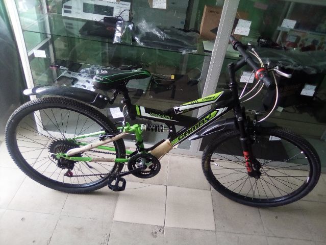 Vélo VTT. Plusieurs vitesse.Meilleure qualité.