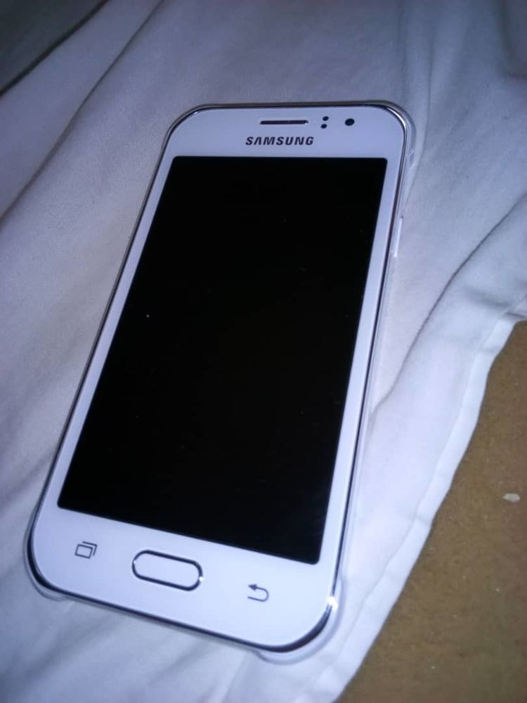 Samsung Galaxy J1 ace
