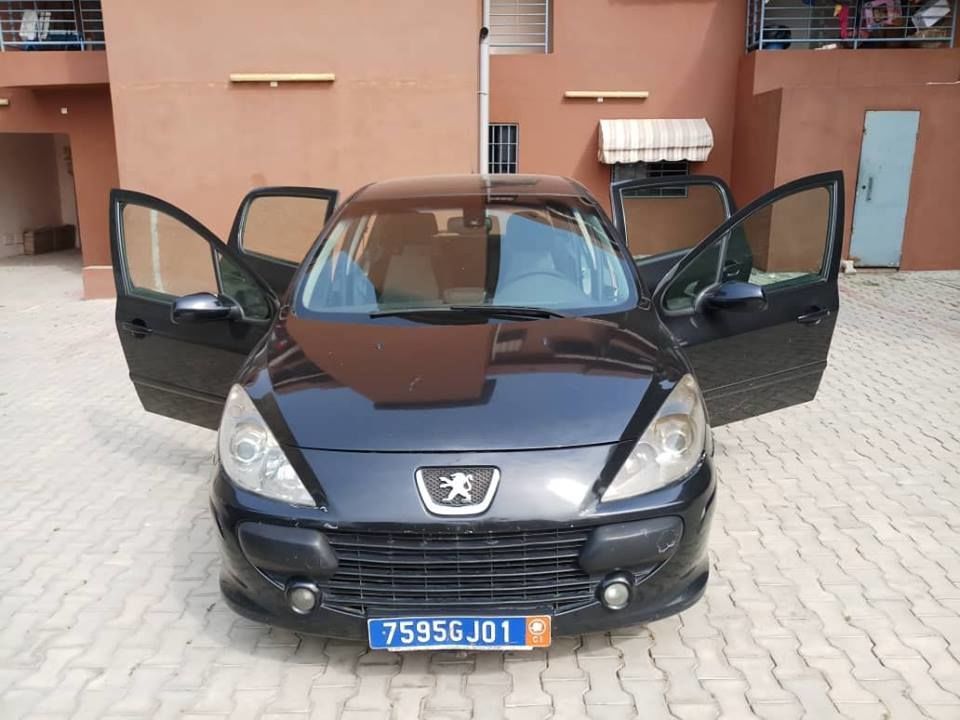 Peugeot 307 phase 2  RAS full option