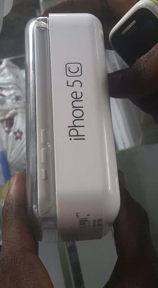 iPhone 5C 16 GO Neuf Scellé