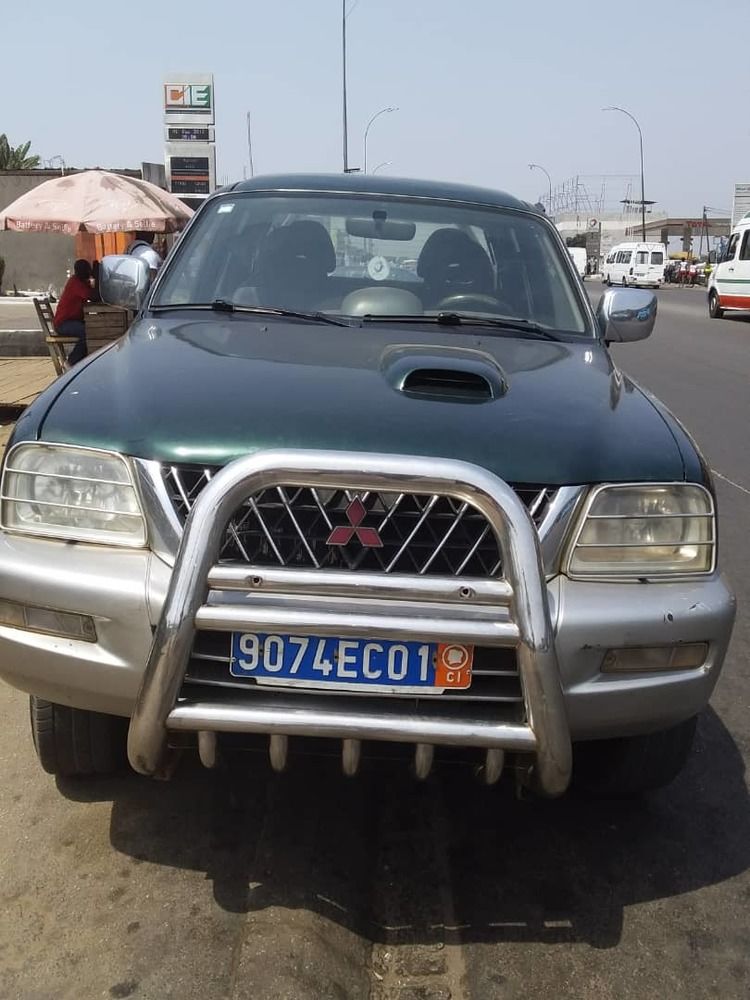 Mitsubishi L200 Année 2004