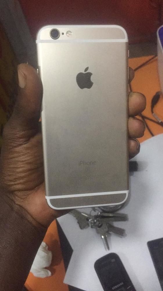 IPhone 6s rose gold 32 giga